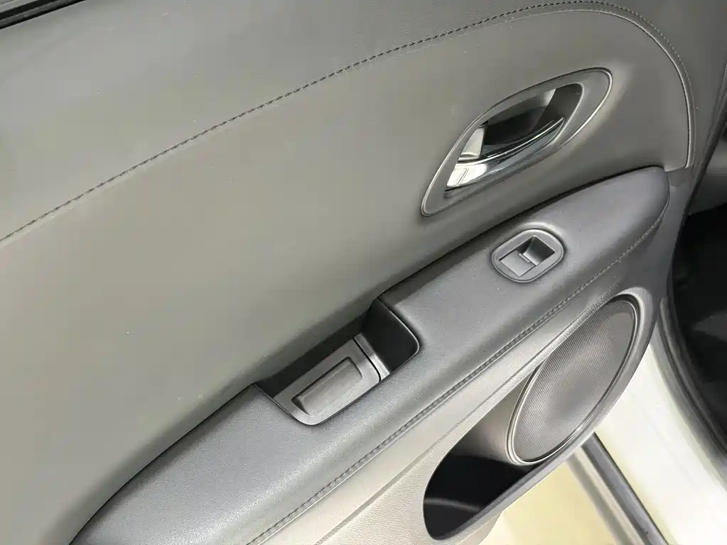 Honda Vezel 2022 — фото 18