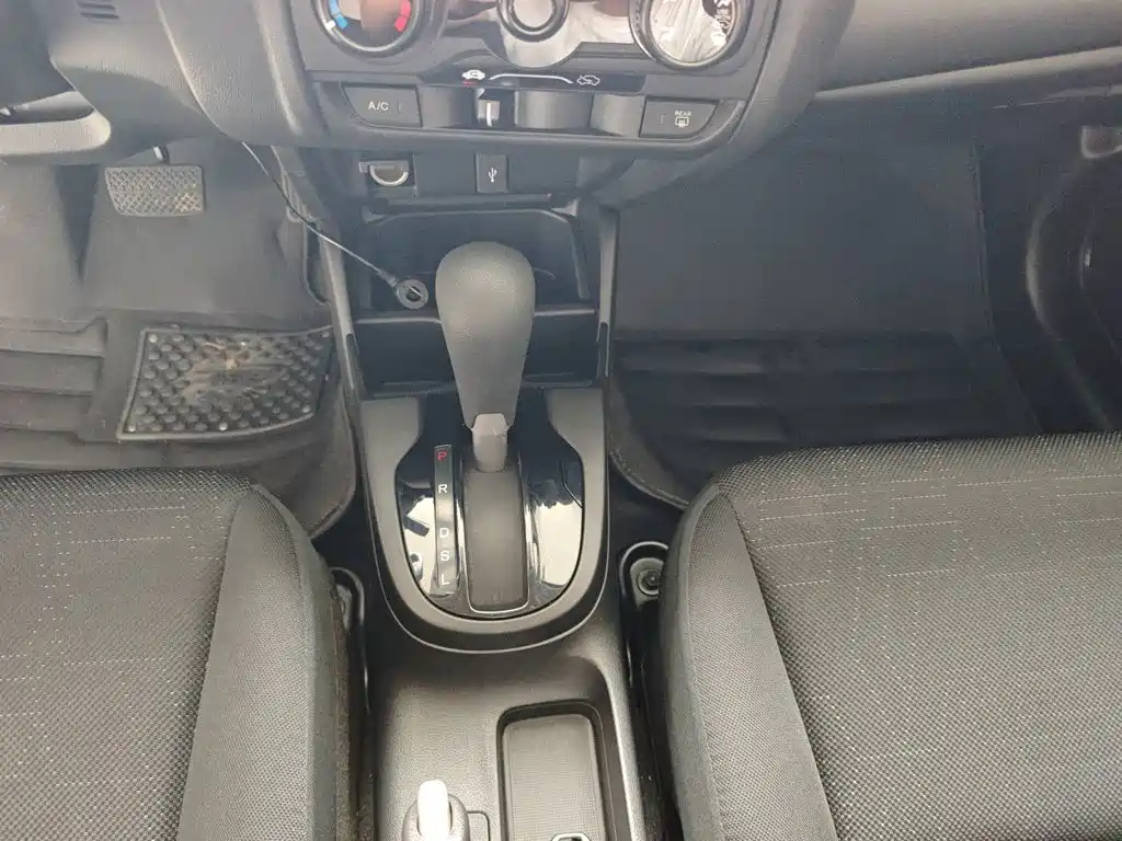 Honda Fit 2019 — фото 10