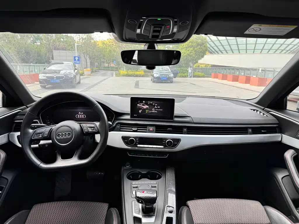 Audi A4L 2019