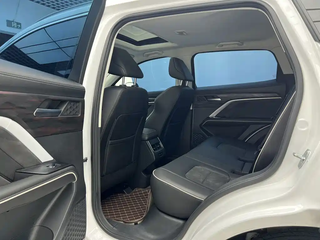 Haval H6 2023 — фото 15