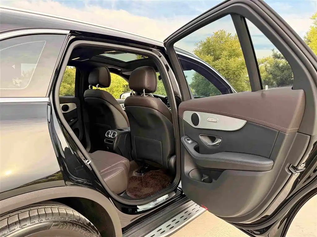 Mercedes-Benz GLC 2022 — фото 14