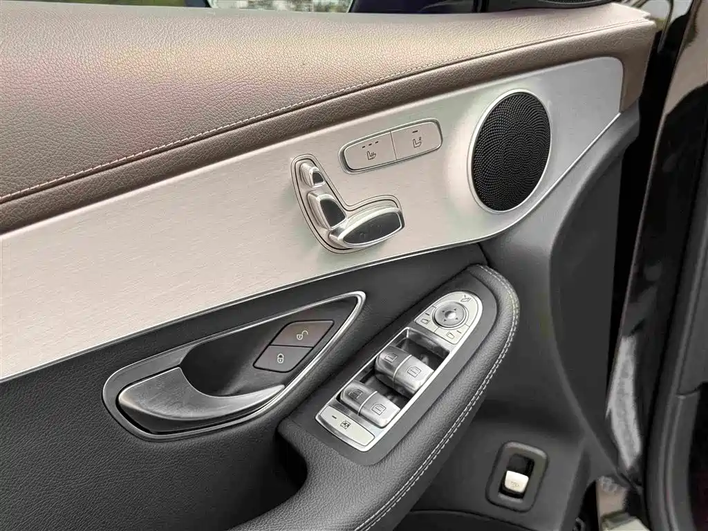 Mercedes-Benz GLC 2022 — фото 21