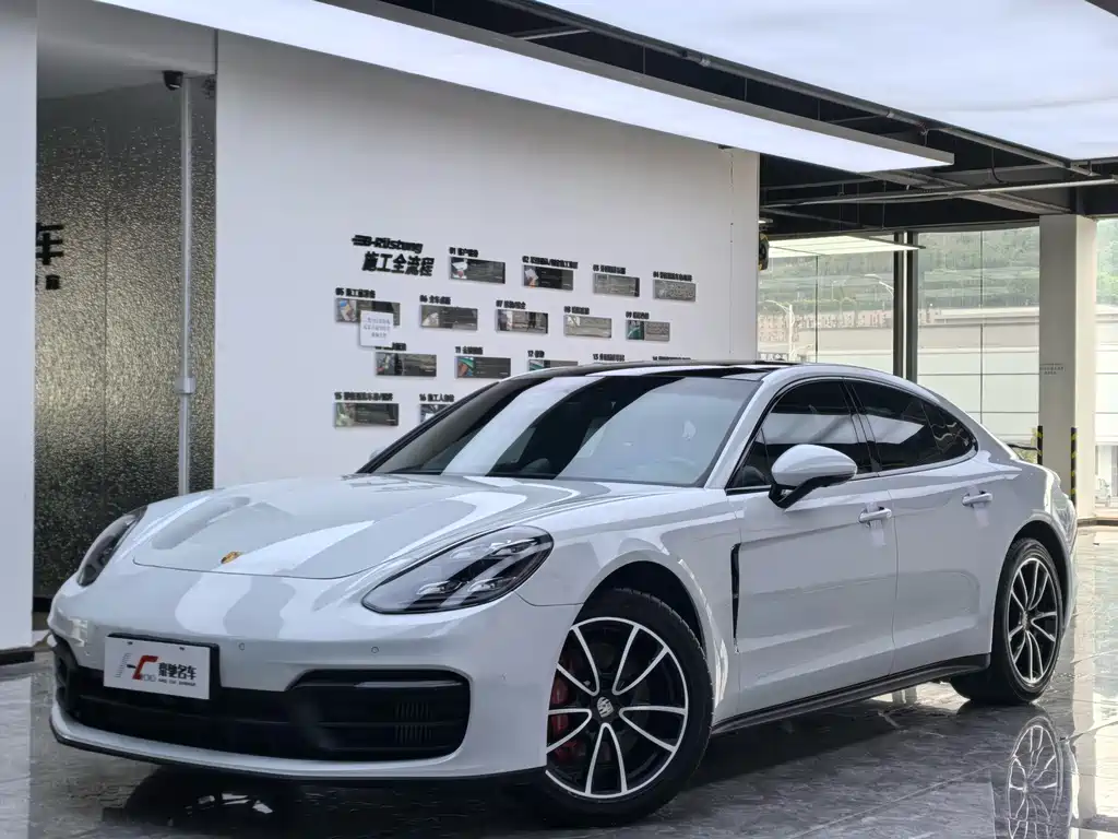 Porsche Panamera 2022 — фото 1