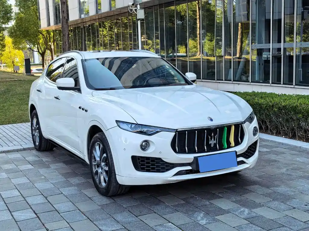 Maserati Levante 2018 — фото 3