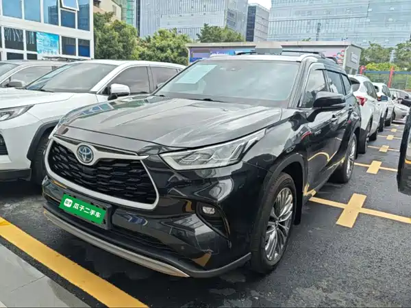 Toyota Highlander 2022