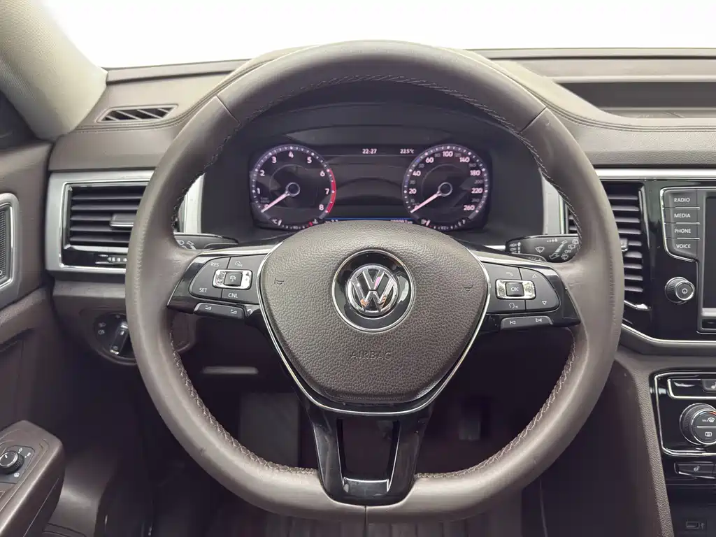 Volkswagen Teramont 2017 — фото 18
