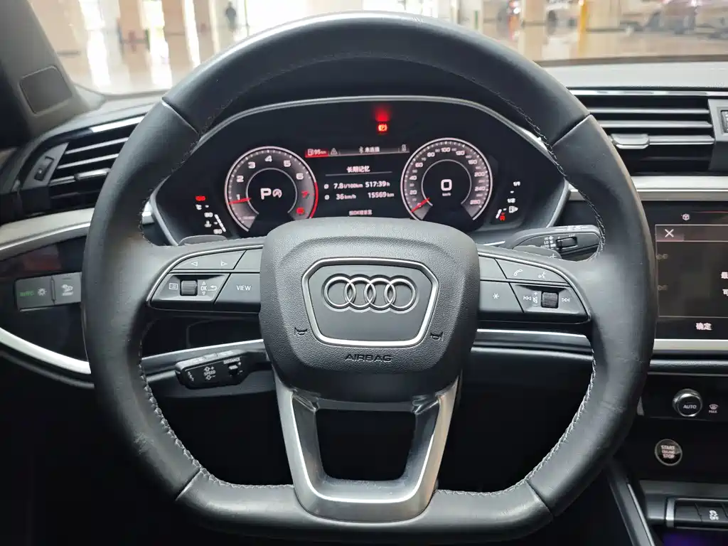 Audi Q3 2025 — фото 16