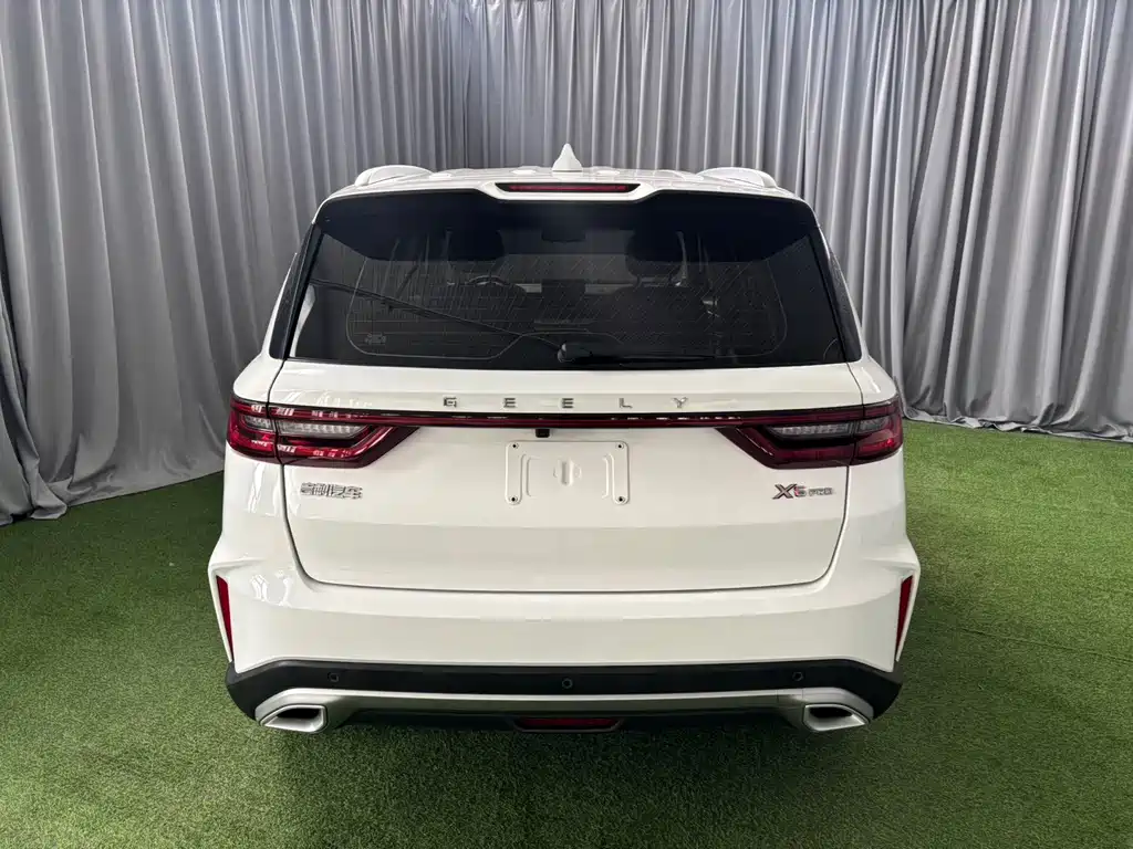 Geely Vision X6 2022