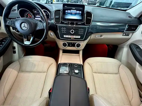 Mercedes-Benz GLS 2016