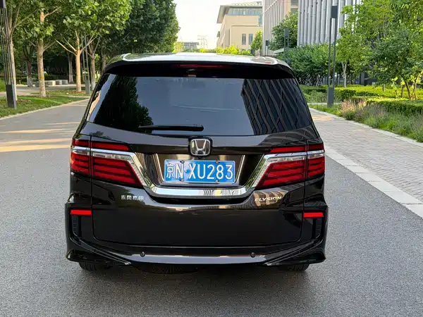 Honda Elysion 2018