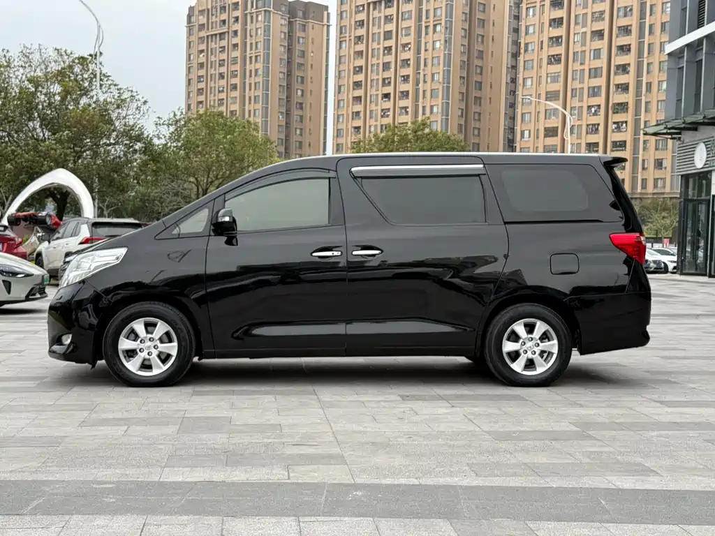 Toyota Alphard 2011 — фото 5