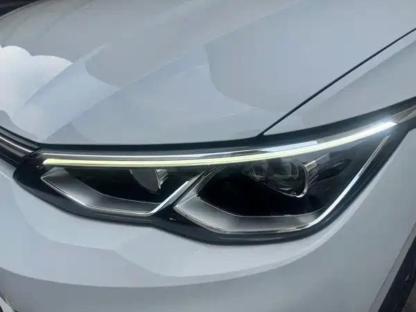 Volkswagen Golf 2022