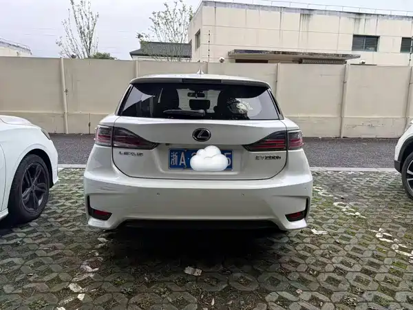 Lexus CT 2017