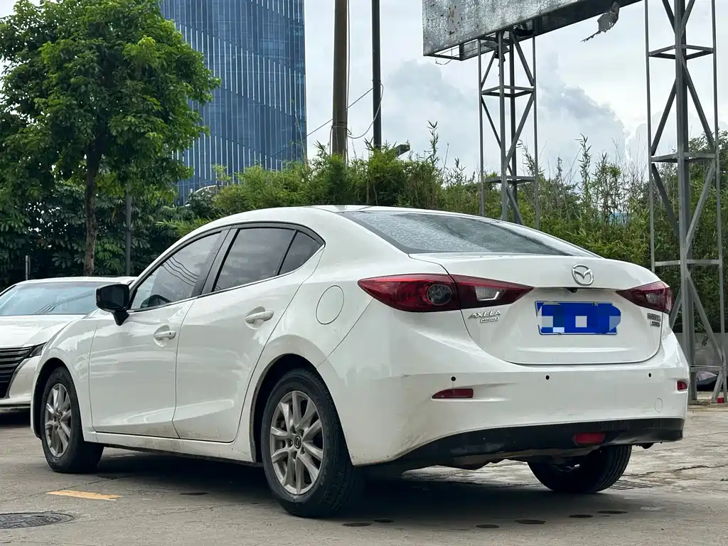 Mazda 3 Angkesela 2016
