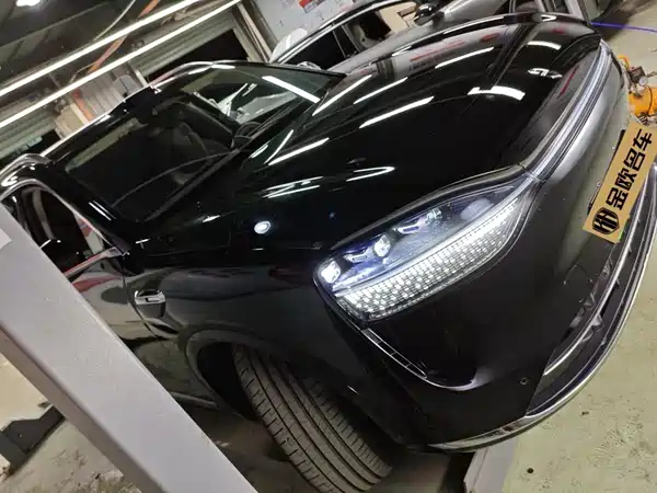 AITO M9 2025
