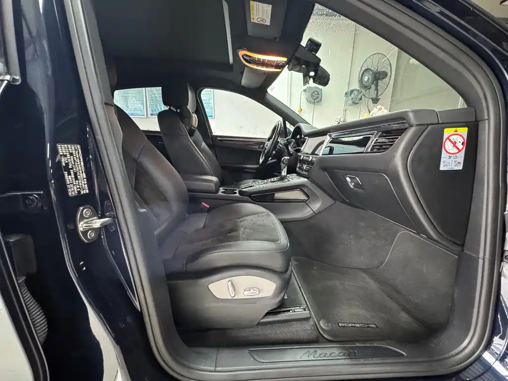 Porsche Macan 2019 — фото 19