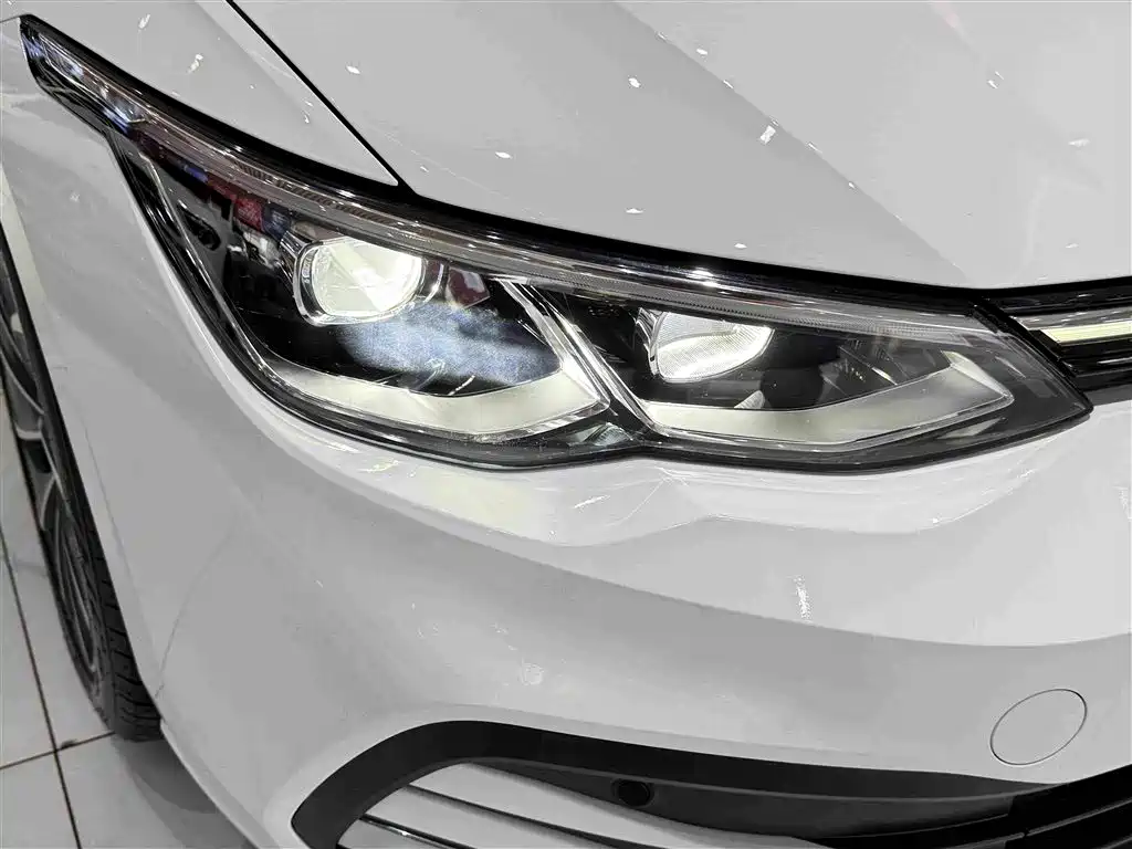 Volkswagen Golf 2022