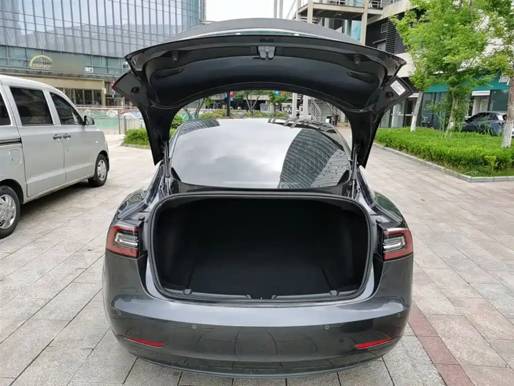 Tesla Model 3 2019 — фото 19