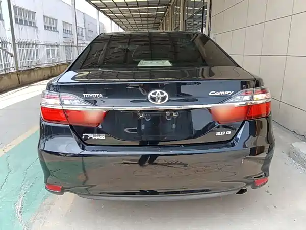 Toyota Camry 2015