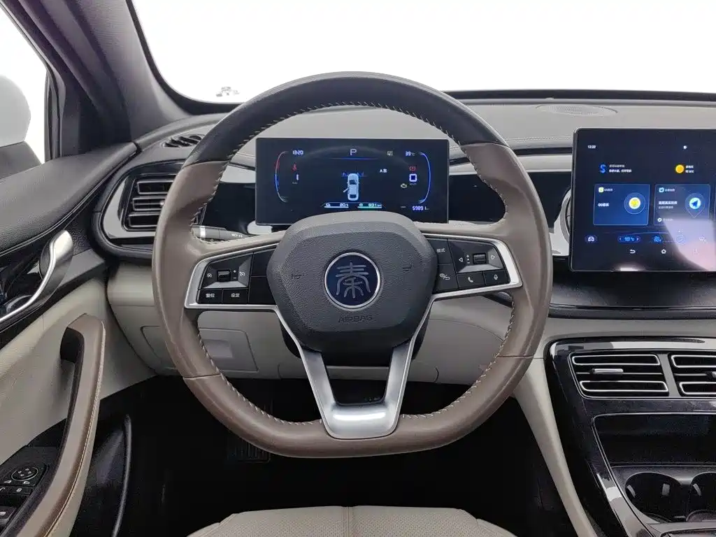 BYD Qin PLUS 2023 — фото 11