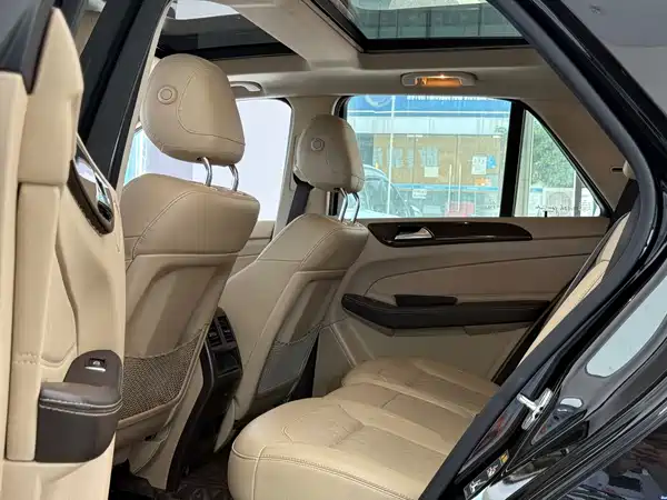 Mercedes-Benz GLE 2016