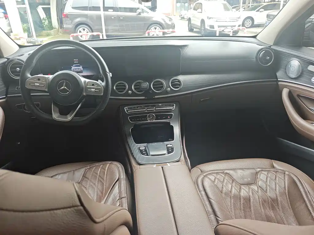 Mercedes-Benz E-Class 2020 — фото 7