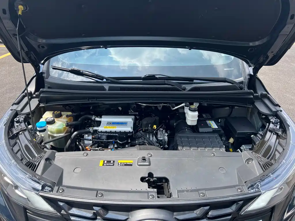 GAC Trumpchi M6 2023 — фото 14