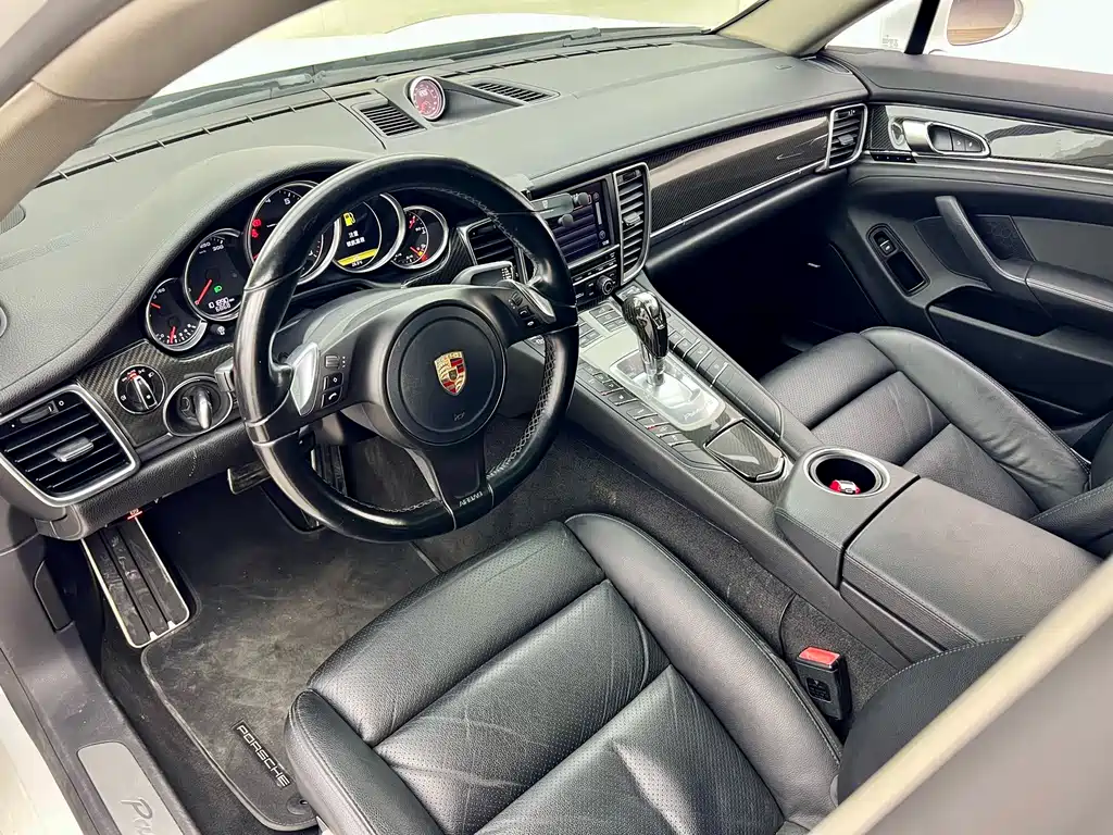 Porsche Panamera 2015 — фото 13
