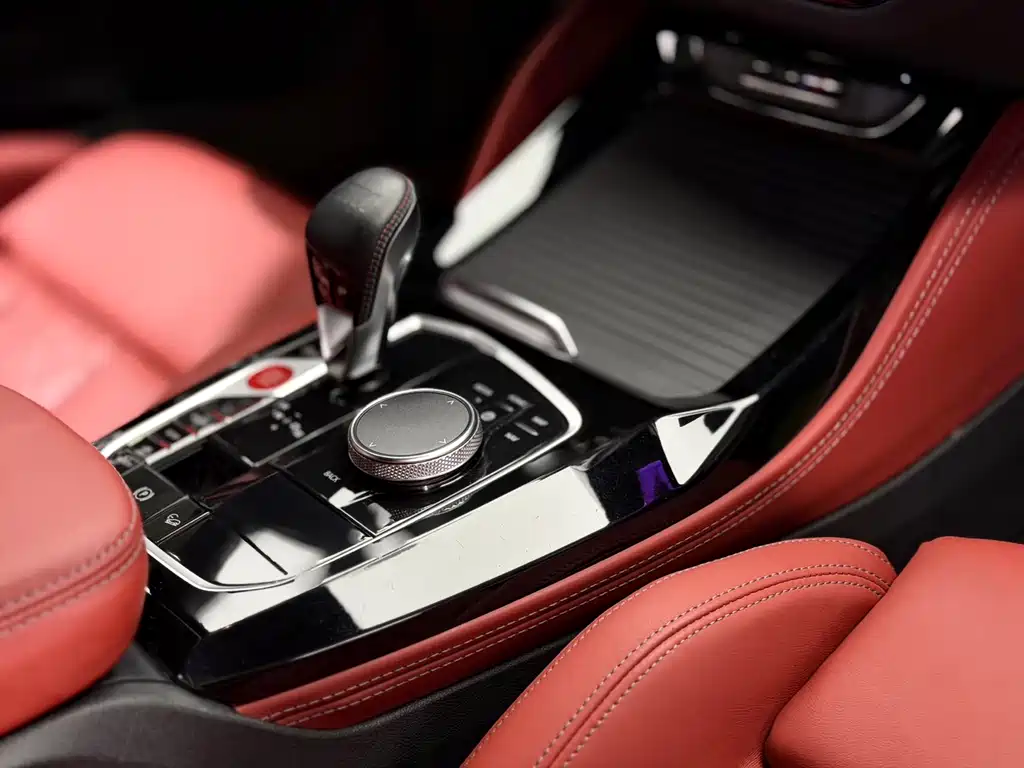 BMW X4 M 2023 — фото 12