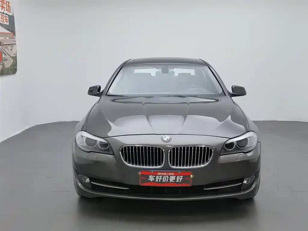 BMW 5 Series 2012 — фото 3