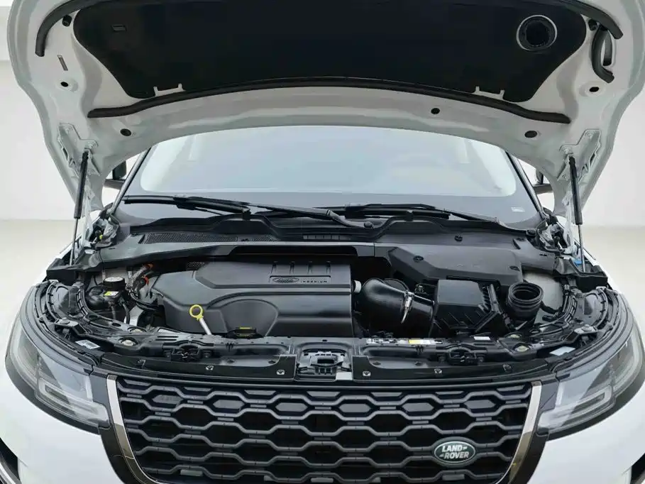 Land Rover Range Rover Evoque 2023 — фото 7