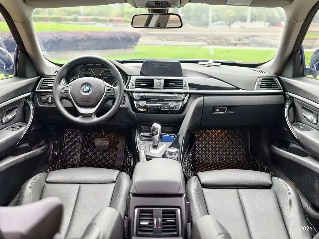 BMW 3 Series GT 2018 — фото 8