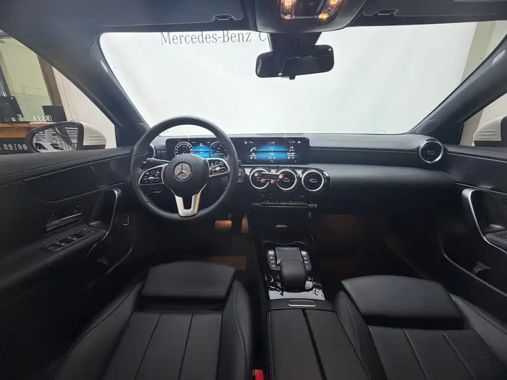 Mercedes-Benz A-Class 2021 — фото 11