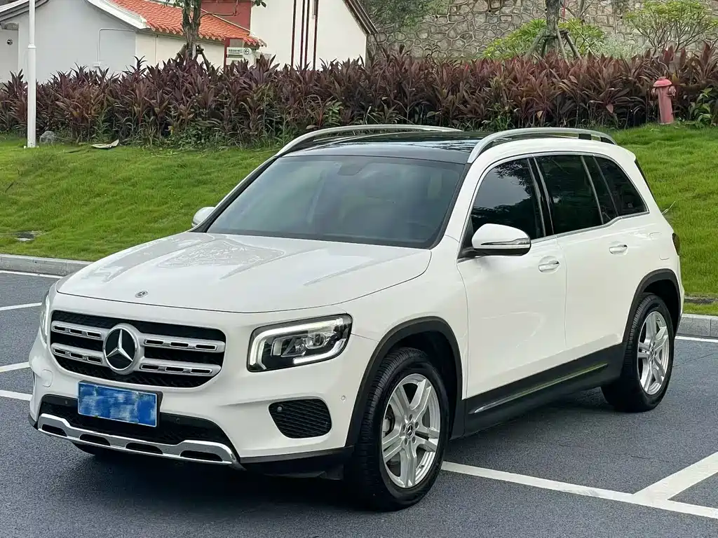 Mercedes-Benz GLB 2021 — фото 1