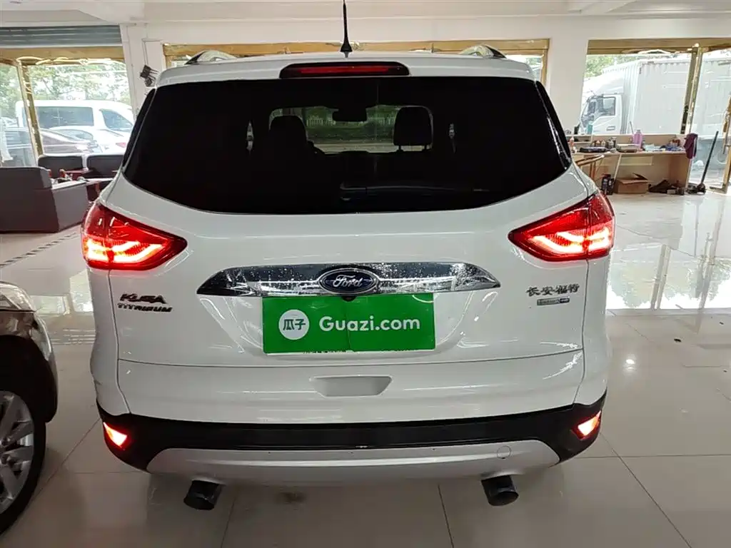Ford Kuga 2015 — фото 6