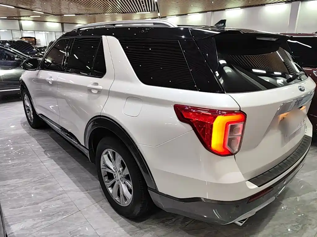 Ford Explorer 2021