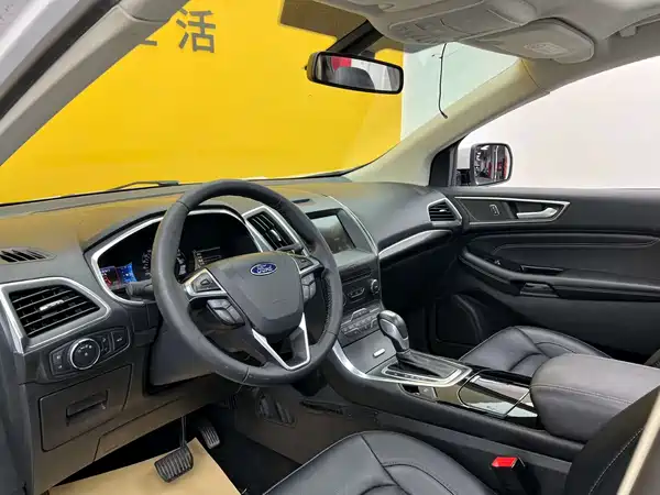 Ford Edge 2020