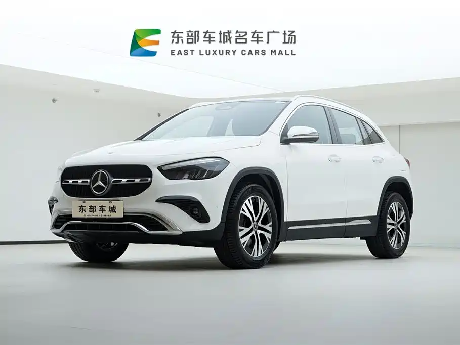 Mercedes-Benz GLA 2024 — фото 1