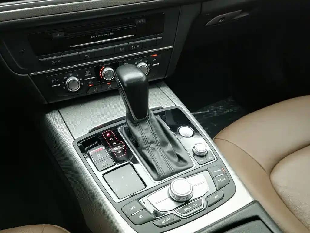 Audi A6L 2017 — фото 13