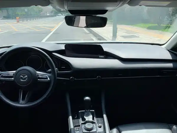 Mazda 3 Axela 2020