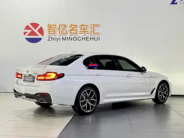 BMW 5 Series 2022