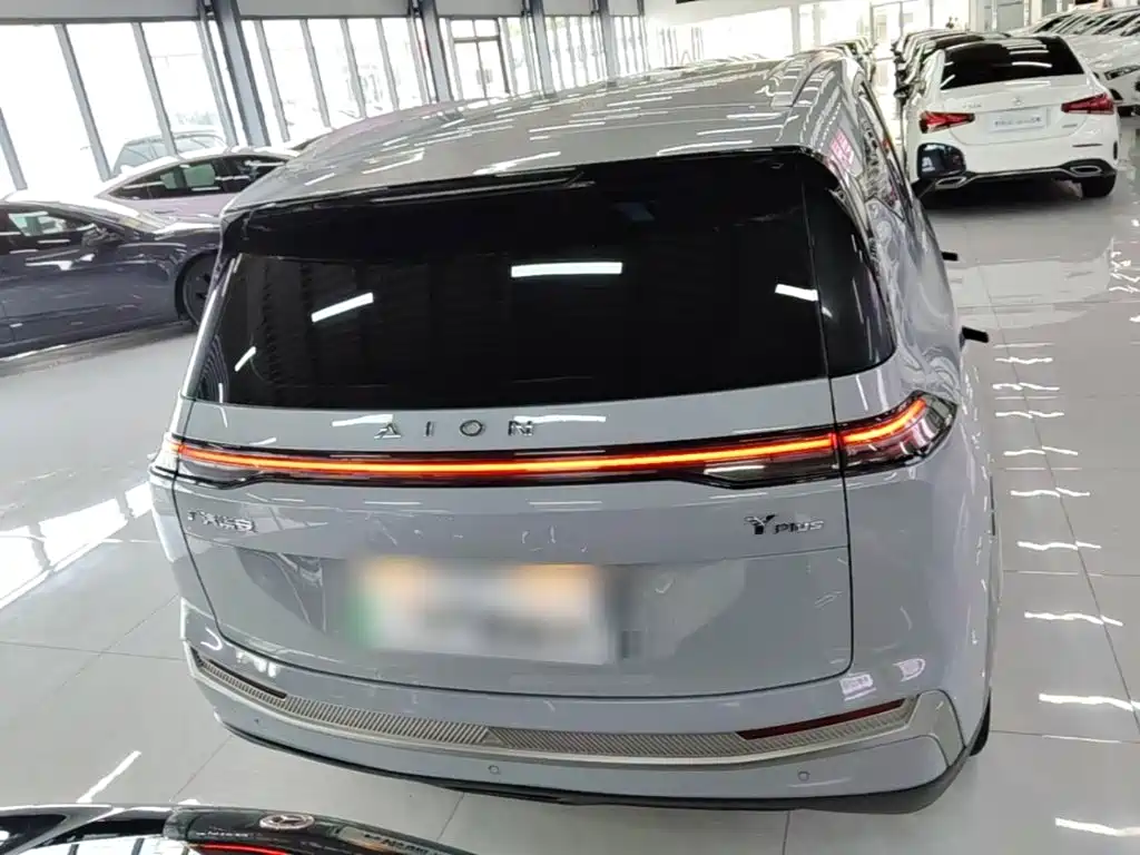 Aion Y 2023