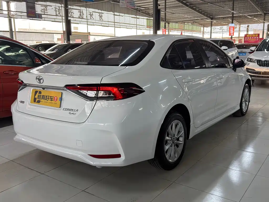 Toyota Corolla 2022 — фото 16