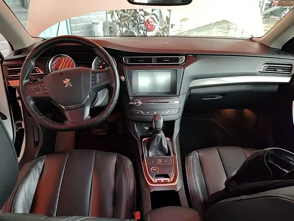Peugeot 408 2014 — фото 10