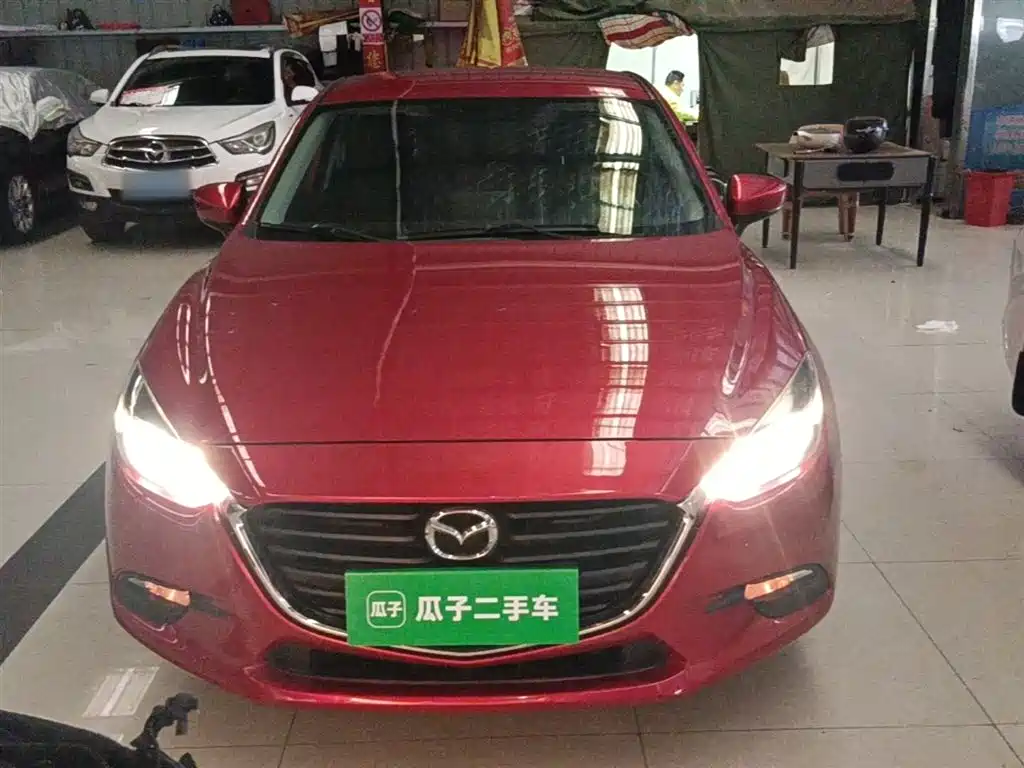 Mazda 3 Axela 2017 — фото 3
