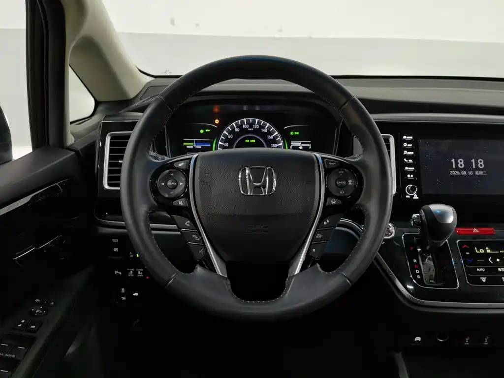 Honda Elysion 2020 — фото 11