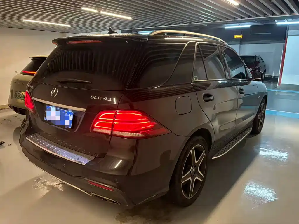Mercedes-Benz GLE AMG 2018 — фото 2