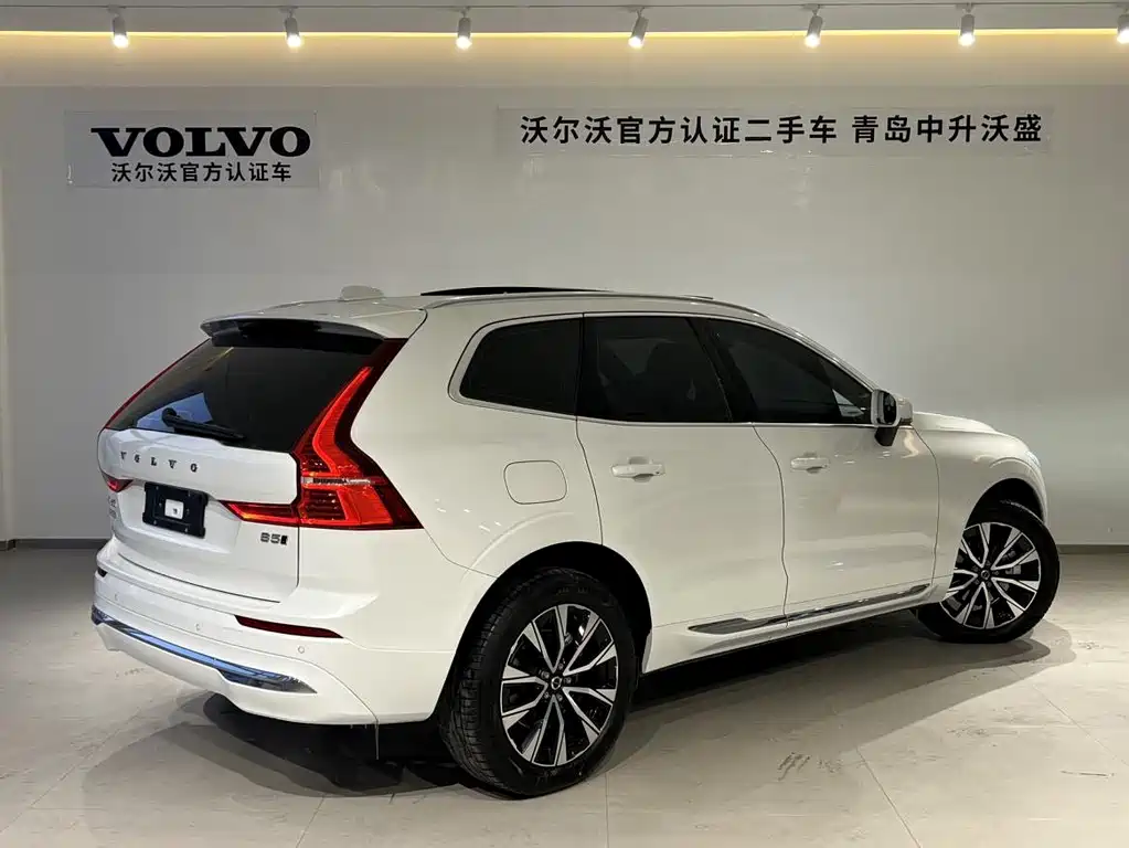 Volvo XC60 2025 — фото 4