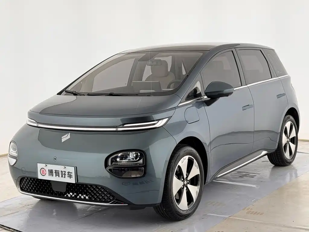 Baojun Clouds 2023