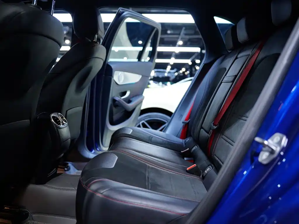 Mercedes-Benz GLC AMG 2019 — фото 27